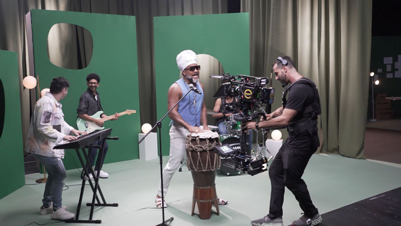Após duas décadas, Carlinhos Brown retorna como embaixador da Amanco Wavin - AMANCO1