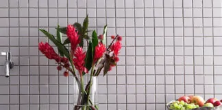 Limpeza pós-obra: como deixar pastilhas e cerâmicas lindas sem danificá-las - ATLAS