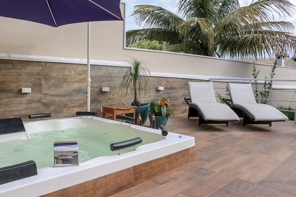 Aqualax emplaca seus spas nos principais realities da TV brasileira - Aqualax emplaca seus spas nos principais realities da TV brasileira 01