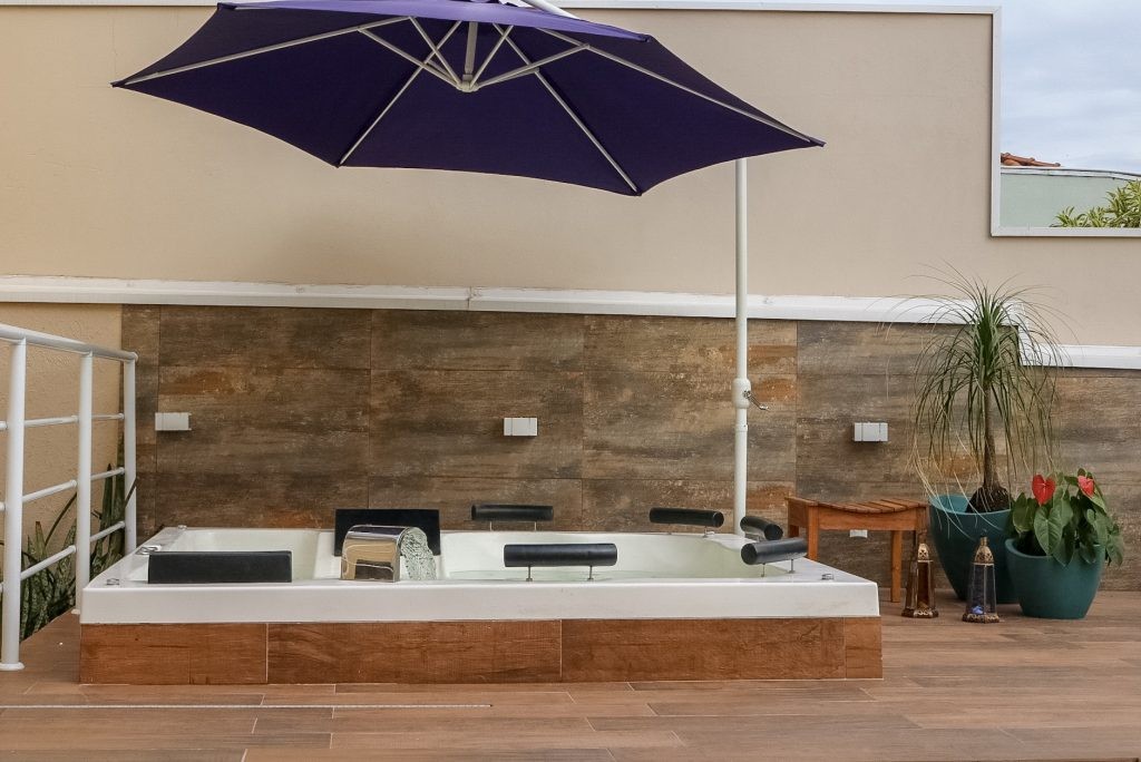 Aqualax emplaca seus spas nos principais realities da TV brasileira - Aqualax emplaca seus spas nos principais realities da TV brasileira 02