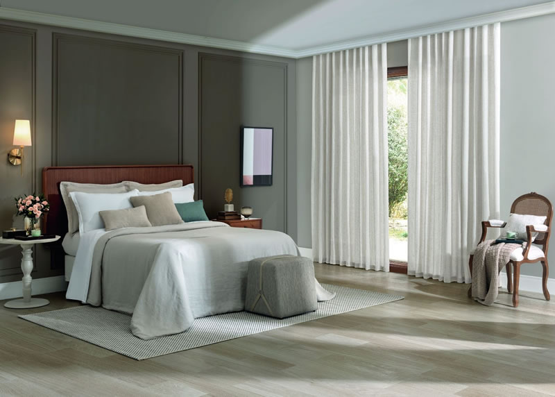 Cortinas mais compridas oferecem mais elegância e amplitude - Bellajanela