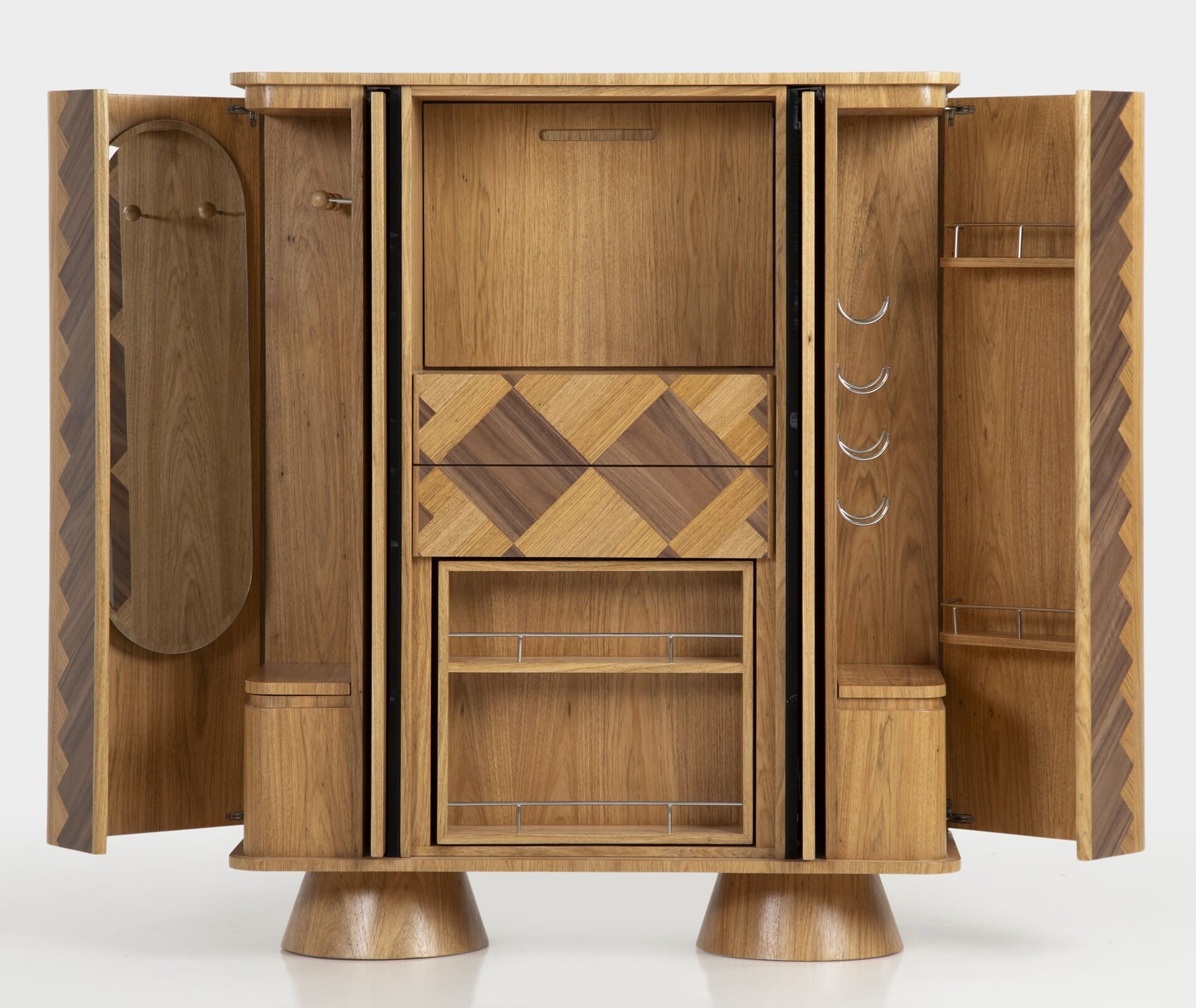 Tiie Design apresenta Buffet-Bar Entrelaço - Breton 1