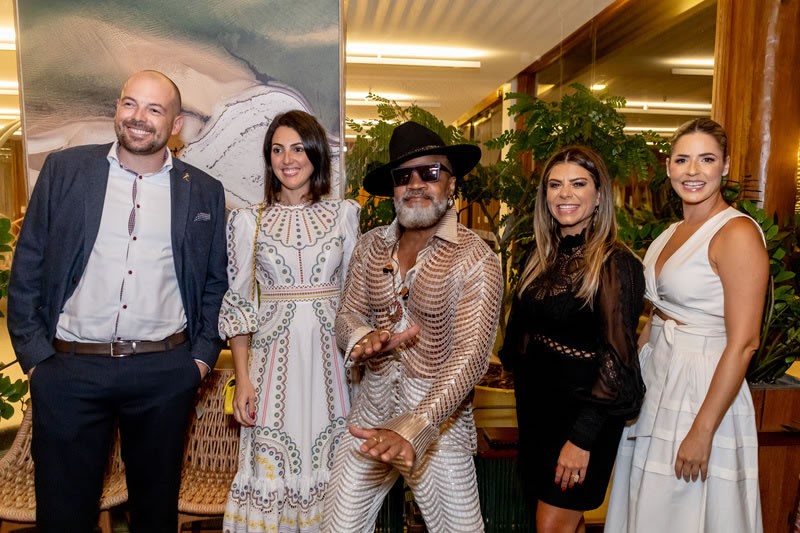 Carlinhos Brown comanda um festão de reinauguração em Salvador - CARLINHOSBROWN Carlinhos Brown comanda um festão de reinauguração em Salvador - CARLINHOSBROWN