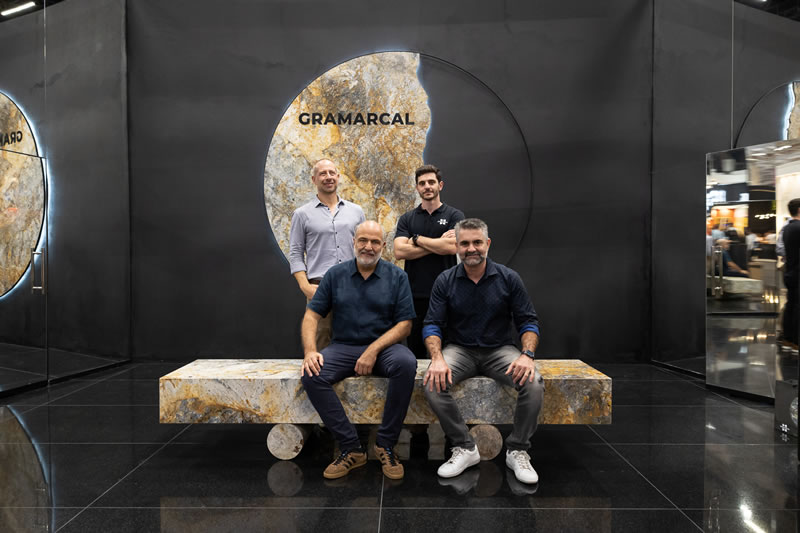 Gramarcal Granitos e Mármores realiza bate-papo com Isabelle Kopper na Expo Revestir - COPPER1