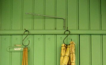 Cada vassoura tem o seu jeito correto de uso - Cada vassoura tem o seu jeito correto de uso