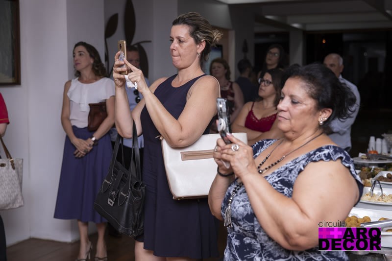 Lançamento do Anuário ARQ+DECOR 2019 reúne convidados em festa elegante na Casa de Vidro - Circuito ArqDecor 42