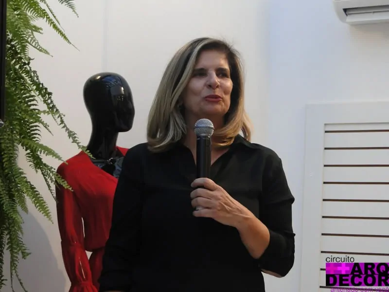 Alba Loyola Apresenta "Presente de Mulher" - DSC07299 1