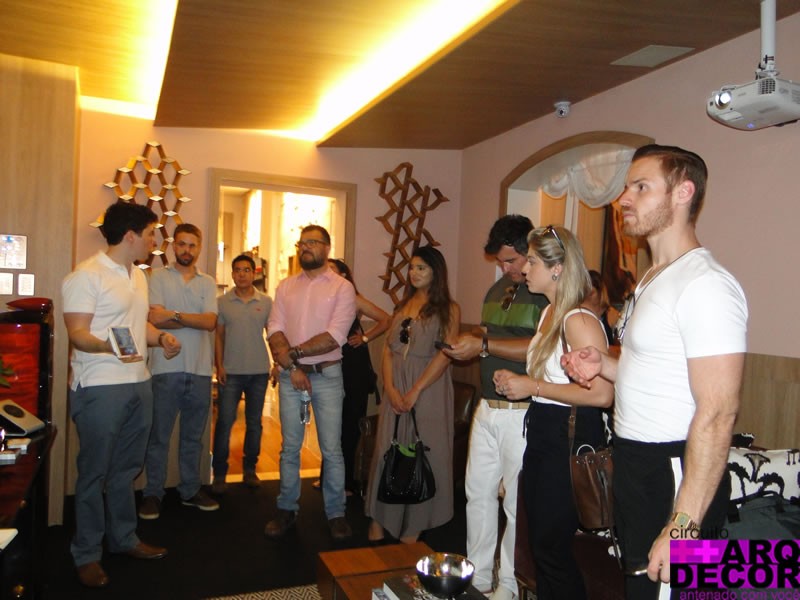 Profissionais  visitam  a  CASA COR Ribeirão  Preto  com  a  KOSTEN-HAUS Automação - DSC08949 1