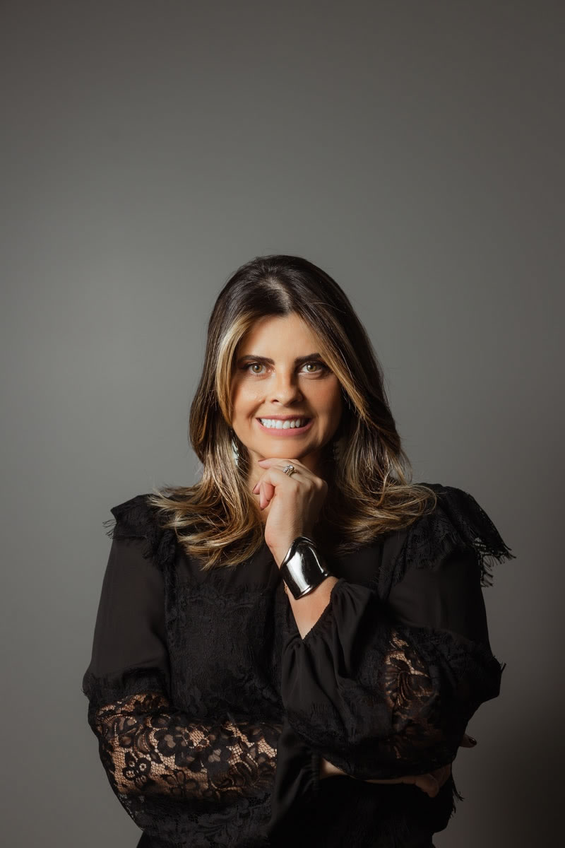 Gláucia Britto leva conforto e acolhimento à Mostra Artefacto 2023 - FELICIDADE3