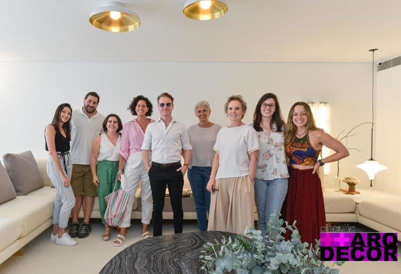 Jader Almeida recebe convidados na inauguração do showroom em Campinas - JADER5