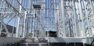 Loja futurista é a primeira obra em Steel Frame com aço XCarb no Brasil - LOJA