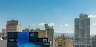 Galeria Pagé ganha intervenção artística super colorida - MENA1
