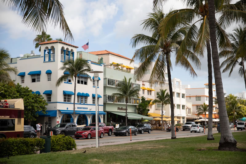 Descubra onde admirar arquitetura Art Déco em Miami Beach - MIAMI