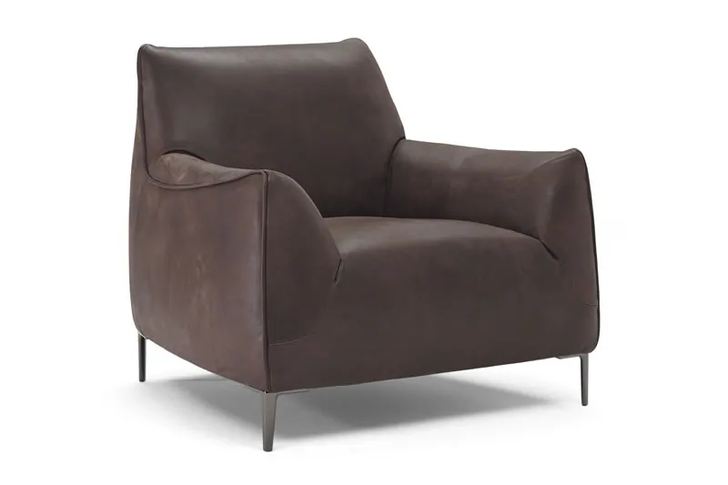 A elegância da poltrona Dolly - NATUZZI1