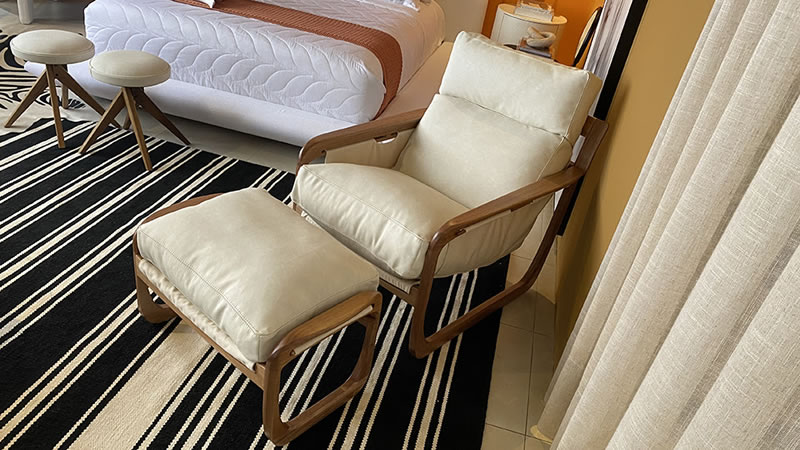 Couro do presente e do futuro: conheça o tecido que dispensa processos de impermeabilização e hidratação - TAURUS