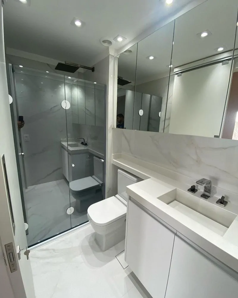 VIDRO INCOLOR OU REFLETIVO? COMO DEFINIR A OPÇÃO IDEAL PARA O BOX DE BANHO - VIDRO1