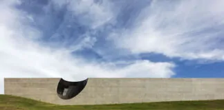 Gustavo Penna ganha prêmio Building of the year 2023 - cafe