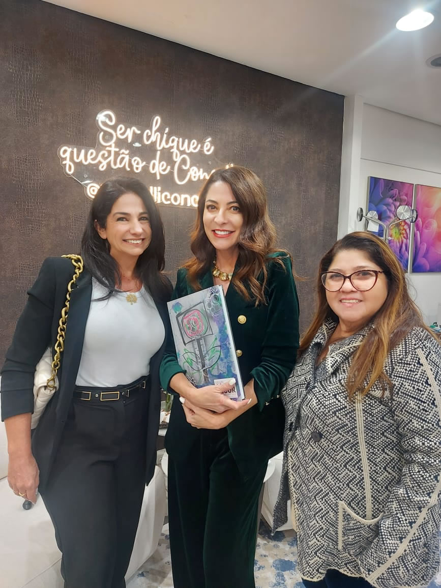 PICCOLLI E PREMIER INAUGURA LOJA-CONCEITO EM CAMPINAS - capa
