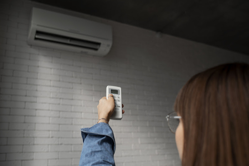 Ar-condicionado e economia: quanto custa manter o ar ligado no verão? - condicionado