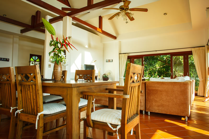 A nova casa do brasileiro - interior de jantar