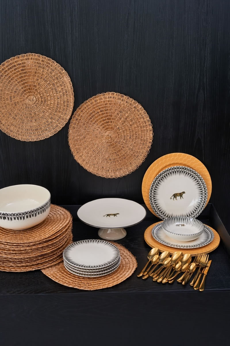 Com referências à essência do Brasil Amazônico, Le Lis Casa lança a coleção Black&White - leliscasa1