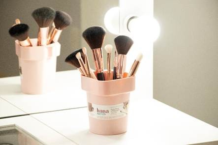 Como organizar itens de beleza de maneira divertida e funcional - ordene7